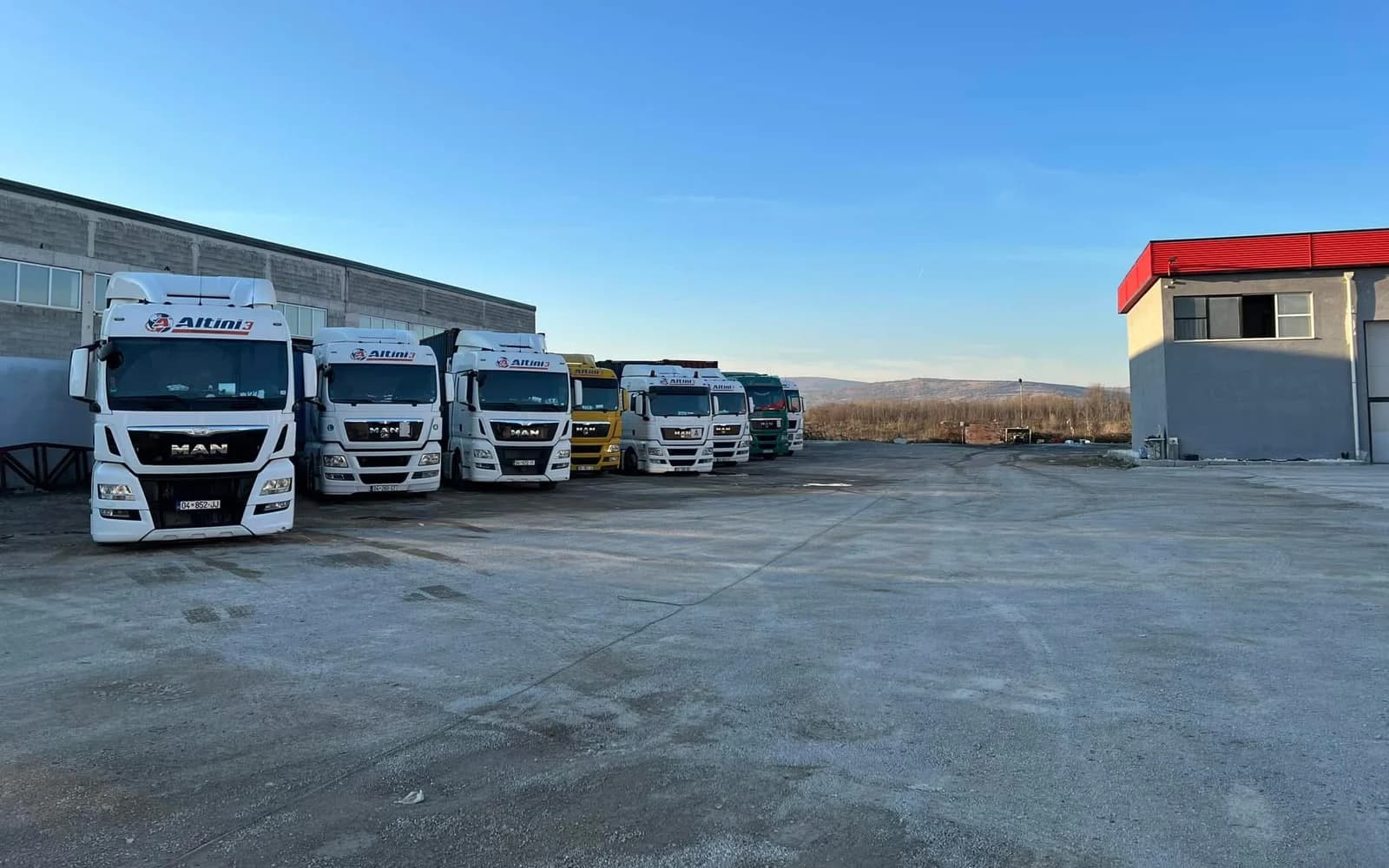Flota e Altini3 e parkuar në magazinën tonë në Kosovë